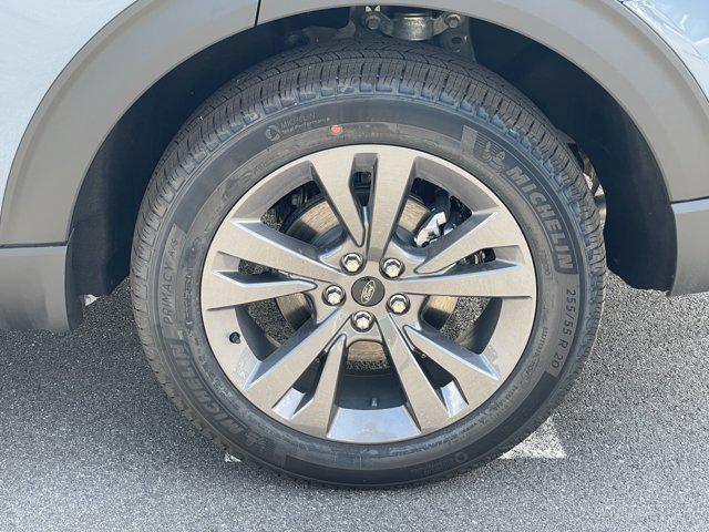 new 2025 Ford Explorer car, priced at $50,775