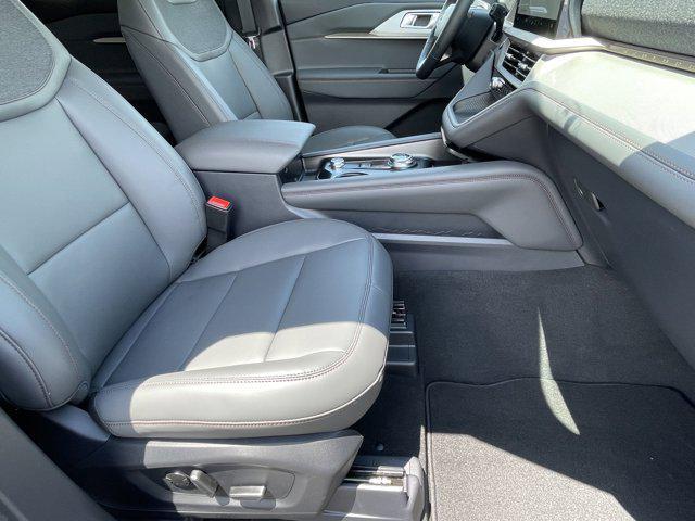 new 2025 Ford Explorer car, priced at $50,775