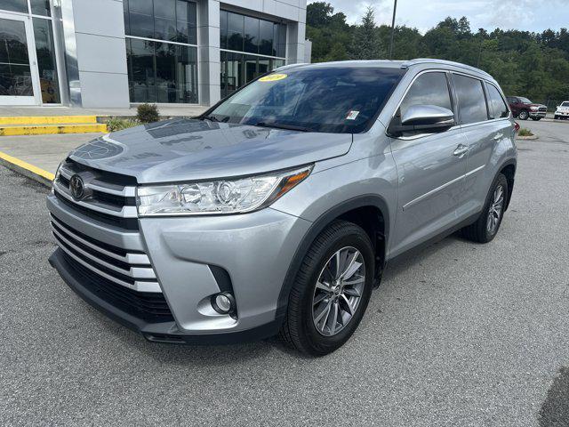 used 2019 Toyota Highlander car, priced at $28,956