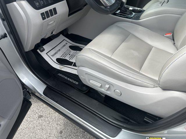 used 2019 Toyota Highlander car, priced at $28,956