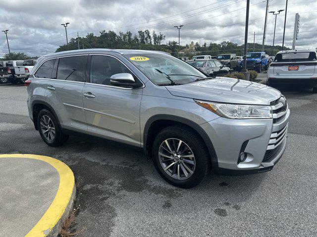 used 2019 Toyota Highlander car, priced at $28,956