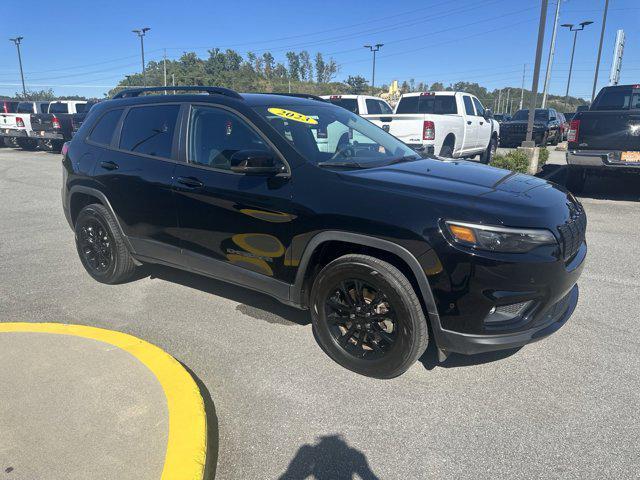 used 2023 Jeep Cherokee car, priced at $26,981