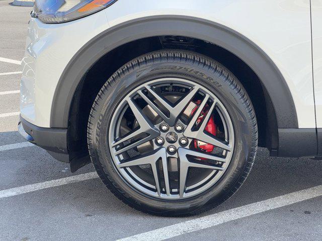 new 2025 Ford Explorer car, priced at $50,995