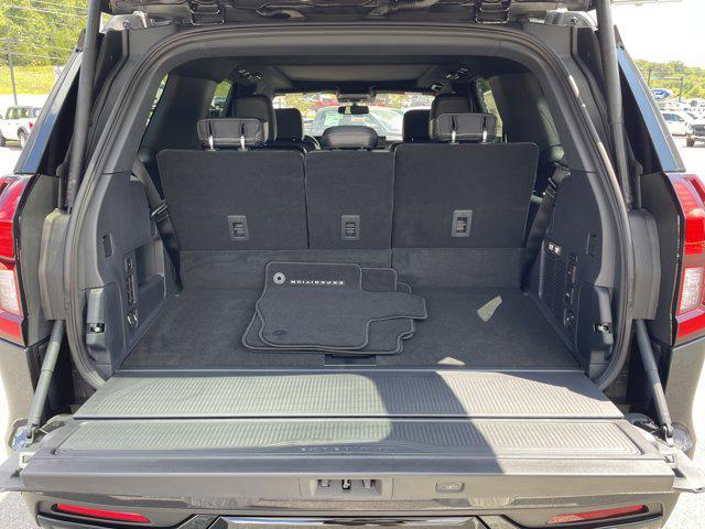 new 2025 Ford Expedition car, priced at $80,690