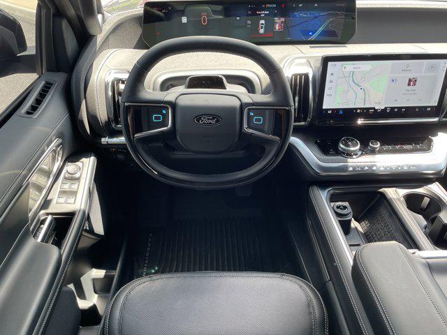 new 2025 Ford Expedition car, priced at $80,690