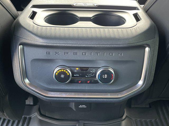 new 2025 Ford Expedition car, priced at $80,690