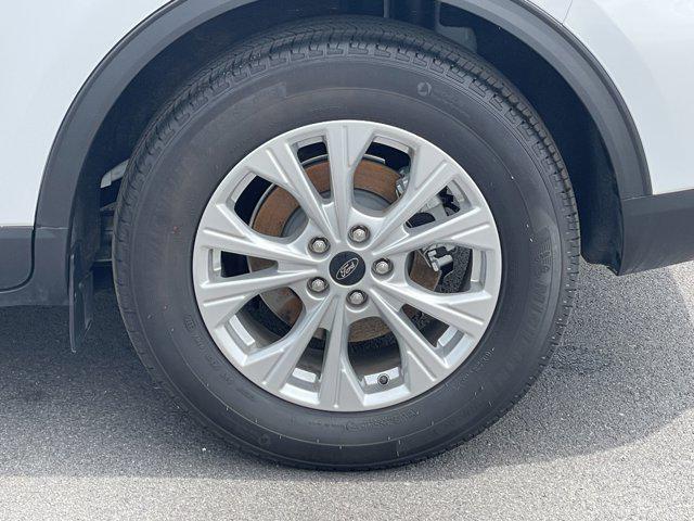 new 2025 Ford Escape car, priced at $27,995