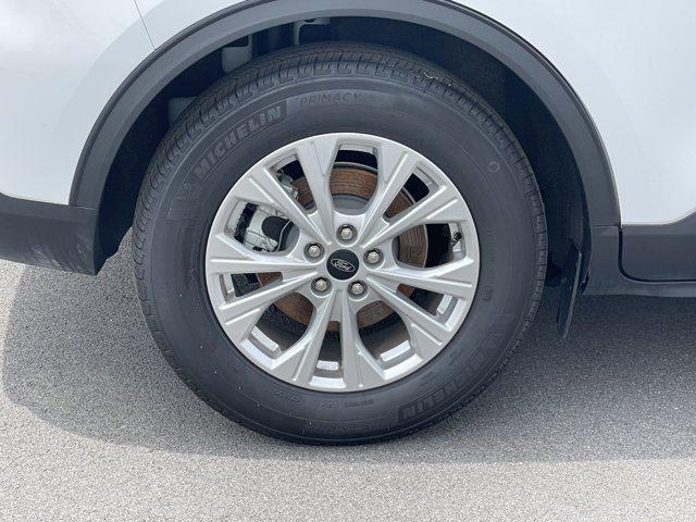 new 2025 Ford Escape car, priced at $27,995