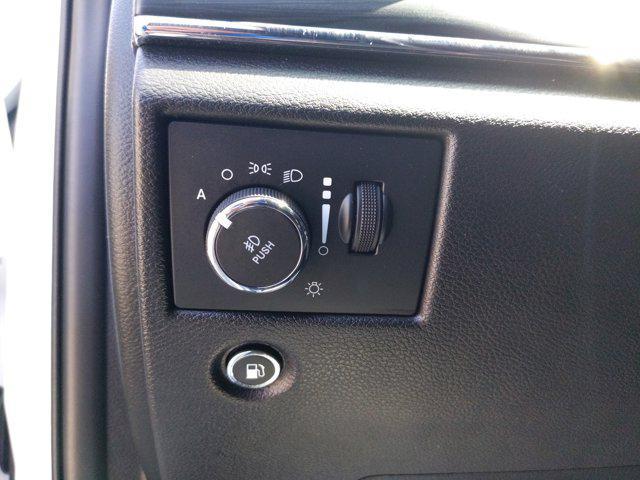 used 2021 Jeep Grand Cherokee car, priced at $30,992