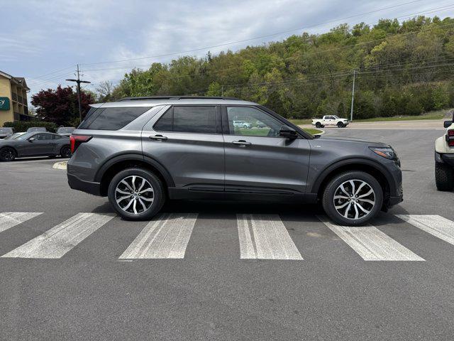 new 2025 Ford Explorer car, priced at $48,590