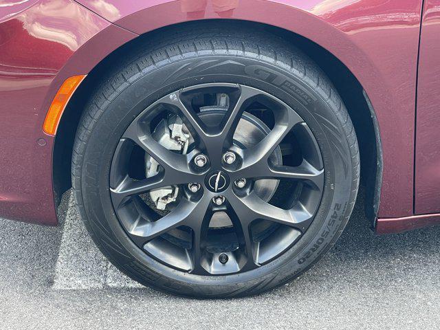 used 2022 Chrysler Pacifica car, priced at $28,995