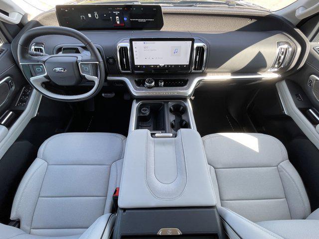 new 2025 Ford Expedition car, priced at $89,745