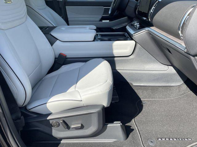 new 2025 Ford Expedition car, priced at $89,745
