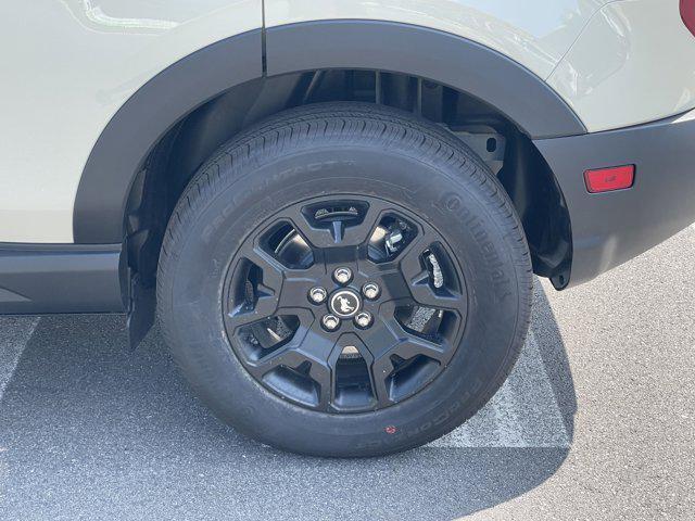 new 2025 Ford Bronco Sport car, priced at $35,185