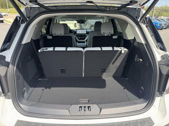 new 2025 Ford Explorer car, priced at $59,080