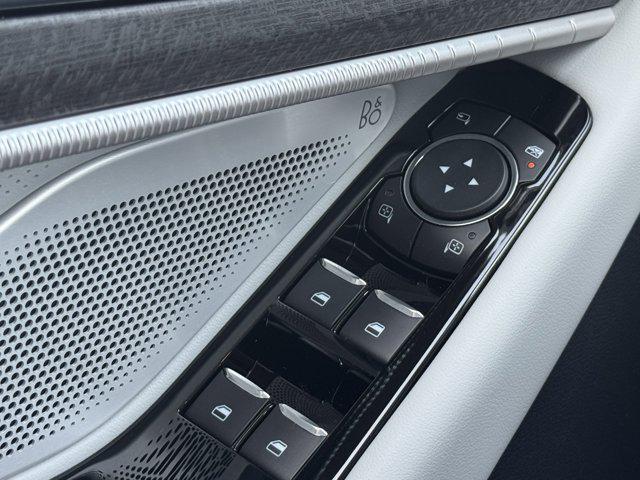 new 2025 Ford Explorer car, priced at $59,080