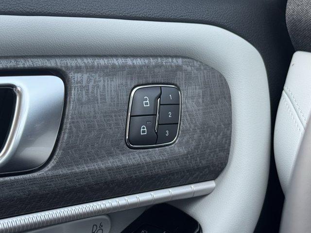 new 2025 Ford Explorer car, priced at $59,080