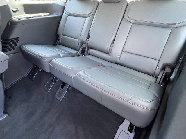 new 2025 Ford Expedition car, priced at $71,210
