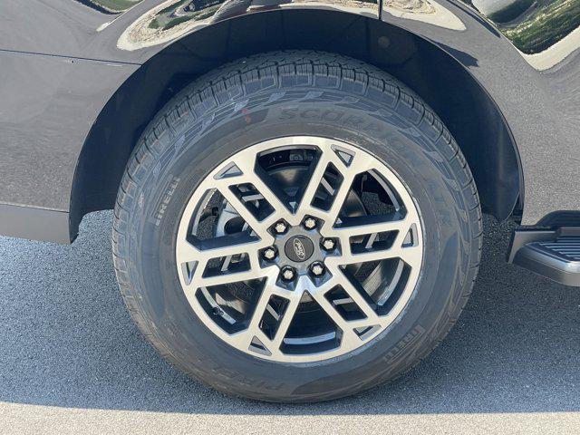 new 2025 Ford Expedition car, priced at $71,210