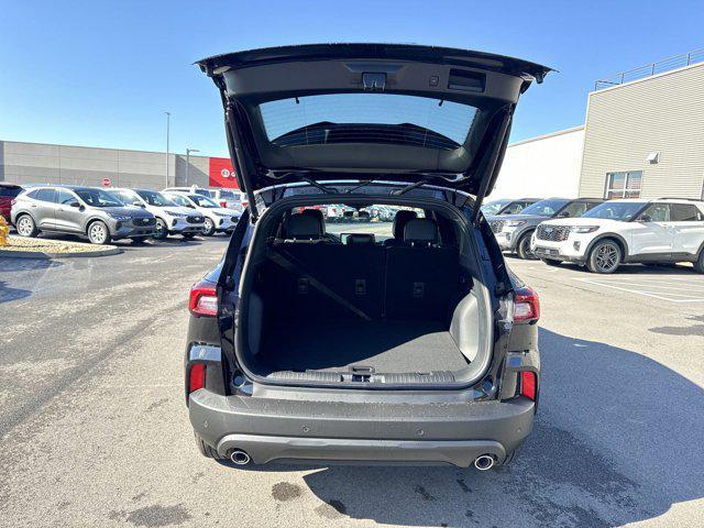 new 2025 Ford Escape car, priced at $31,995