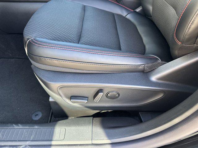 new 2025 Ford Escape car, priced at $31,995