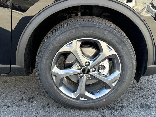new 2025 Ford Escape car, priced at $31,995