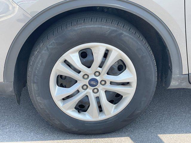 used 2022 Ford Escape car, priced at $17,995
