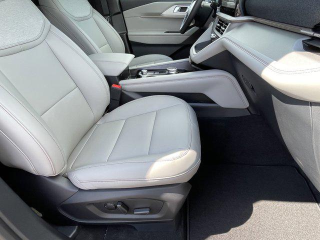 new 2025 Ford Explorer car, priced at $49,060