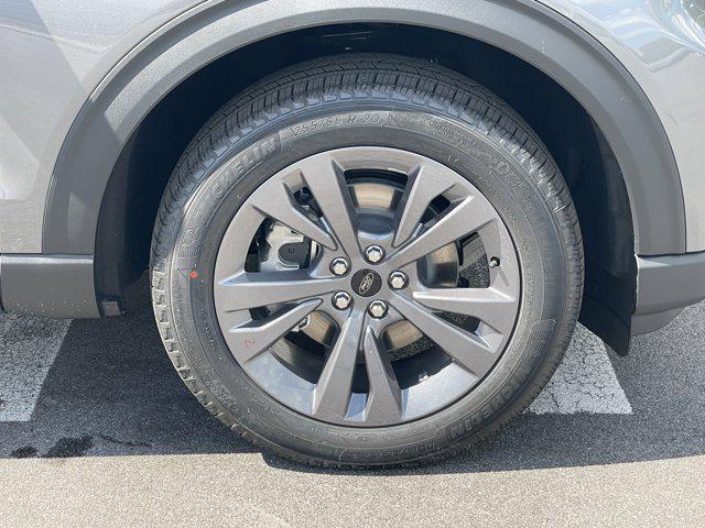 new 2025 Ford Explorer car, priced at $49,060