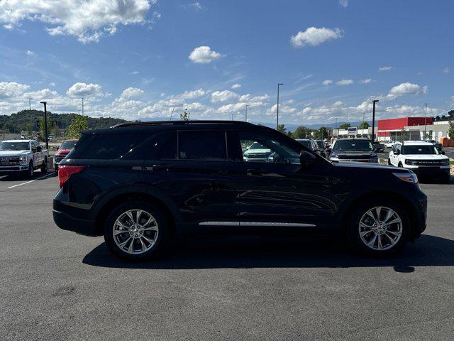 new 2024 Ford Explorer car, priced at $43,995