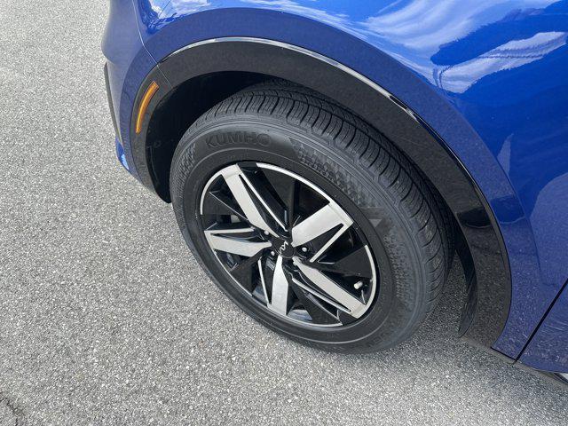 used 2023 Kia Sorento car, priced at $25,946