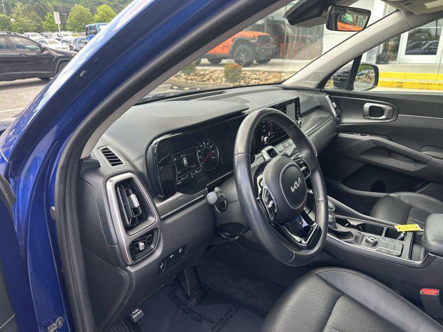 used 2023 Kia Sorento car, priced at $25,946