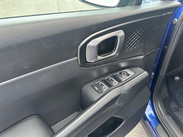 used 2023 Kia Sorento car, priced at $25,946