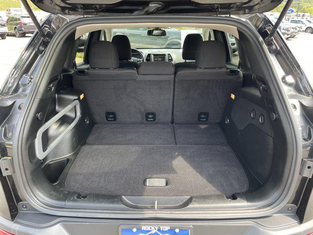 used 2016 Jeep Cherokee car, priced at $11,995