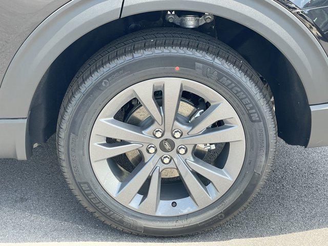 new 2025 Ford Explorer car, priced at $48,585