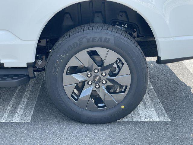 new 2025 Ford F-150 Lightning car, priced at $76,797