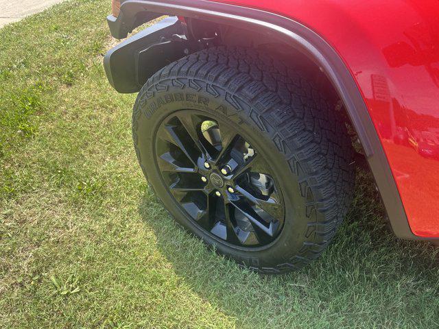 used 2024 Jeep Gladiator car, priced at $37,925
