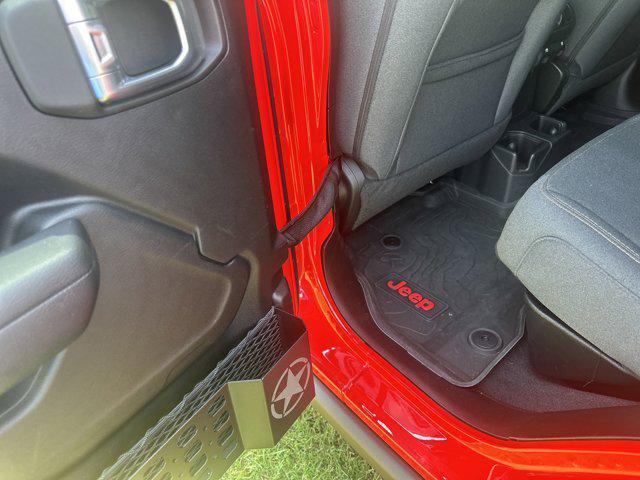 used 2024 Jeep Gladiator car, priced at $37,925