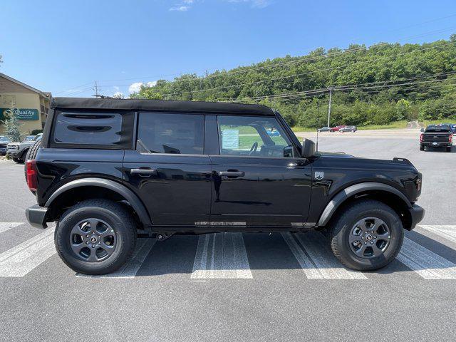 new 2025 Ford Bronco car, priced at $45,760
