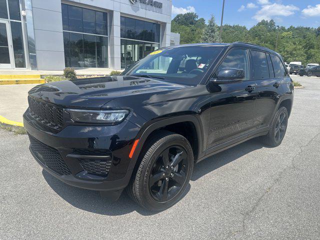 used 2024 Jeep Grand Cherokee car, priced at $35,970