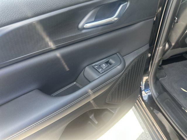 used 2024 Jeep Grand Cherokee car, priced at $35,970