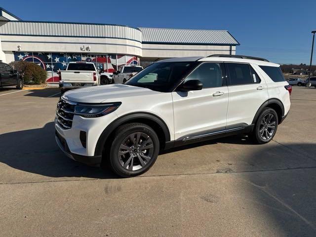 new 2025 Ford Explorer car, priced at $49,500