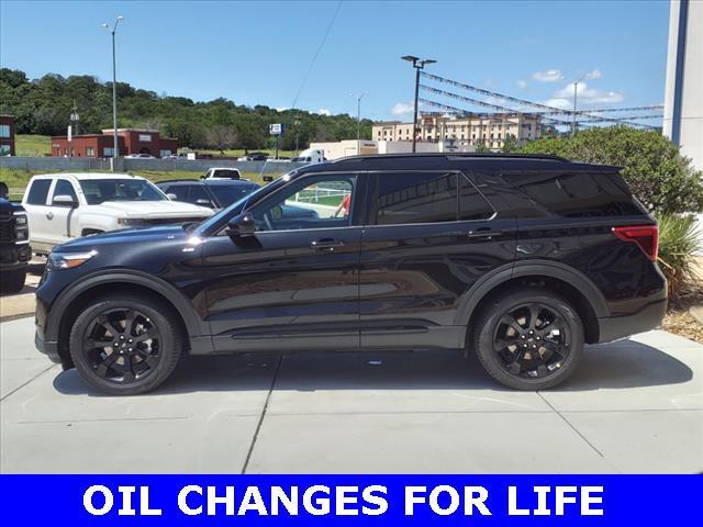 new 2024 Ford Explorer car, priced at $50,660