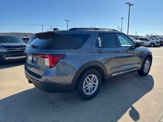 new 2025 Ford Explorer car, priced at $40,110