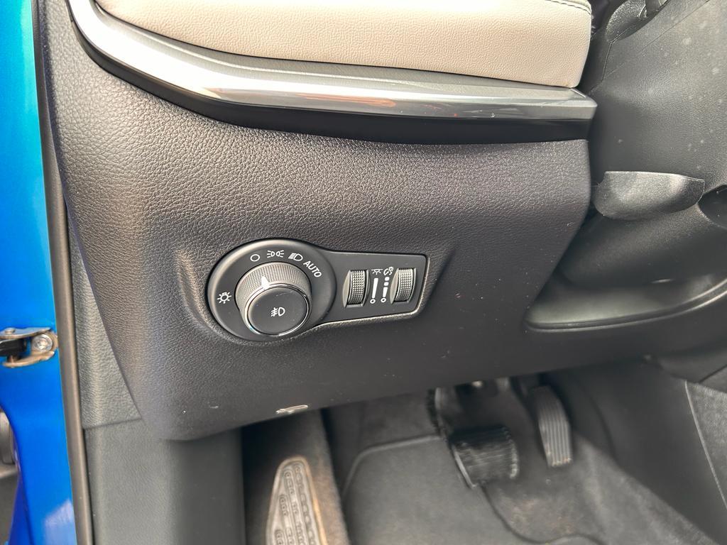 used 2024 Jeep Compass car, priced at $27,651