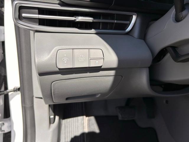 new 2025 Hyundai ELANTRA HEV car, priced at $26,961