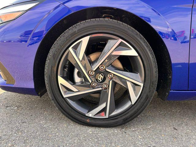 new 2025 Hyundai ELANTRA HEV car, priced at $27,285