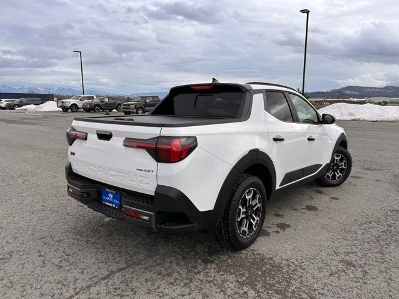 new 2025 Hyundai SANTA CRUZ car, priced at $40,618