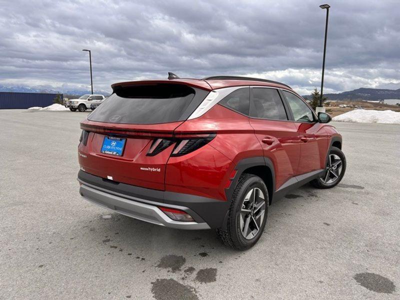 new 2025 Hyundai TUCSON Hybrid car, priced at $37,945