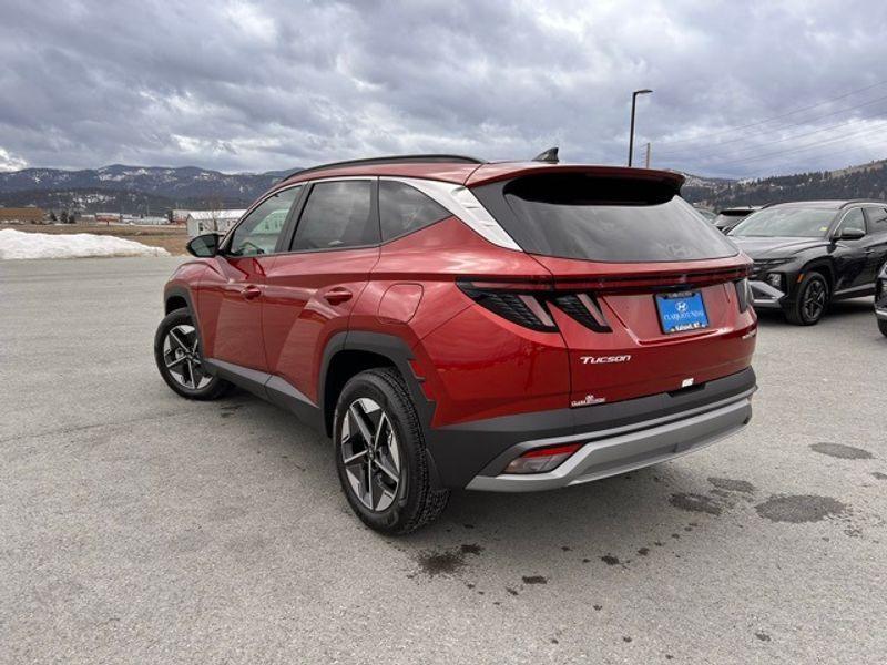 new 2025 Hyundai TUCSON Hybrid car, priced at $37,945